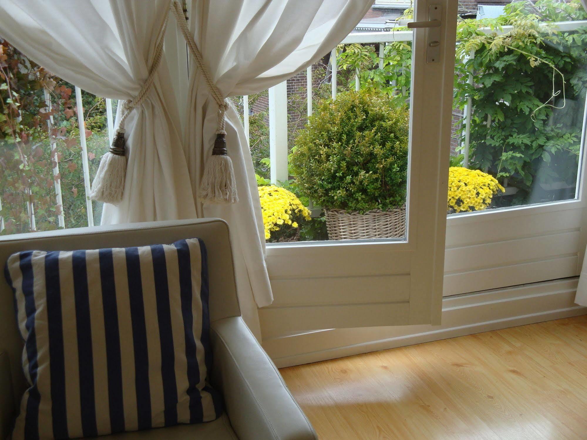 Bed And Breakfast Amsterdam Exterior foto